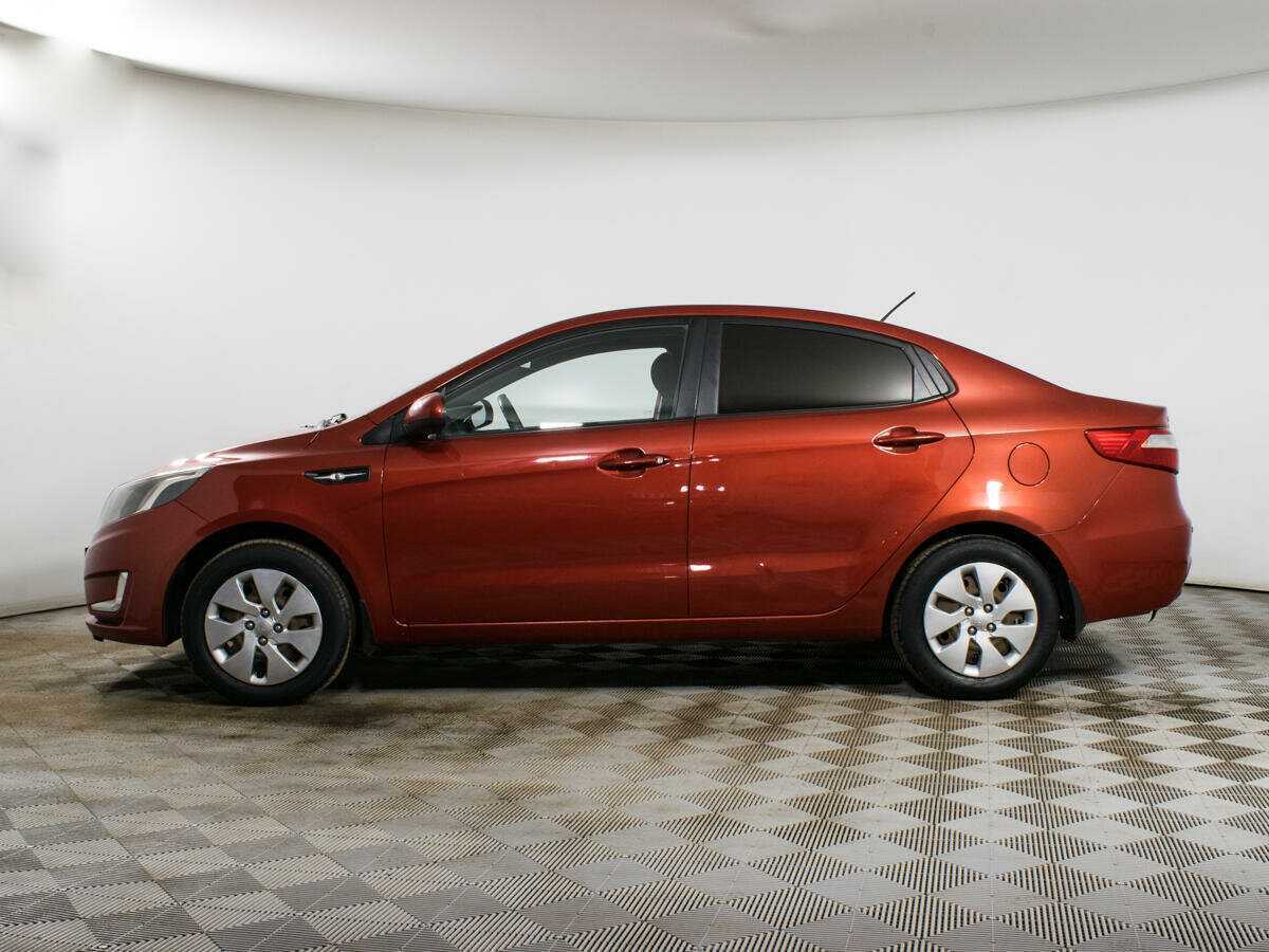 Kia Rio с пробегом — 2012 год. Фото: #7