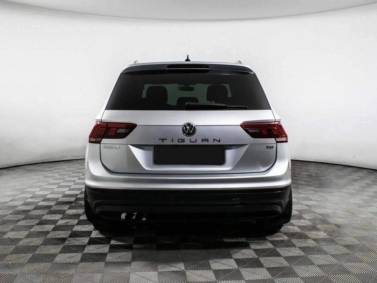Volkswagen Tiguan с пробегом — 2017 год. Фото: #4