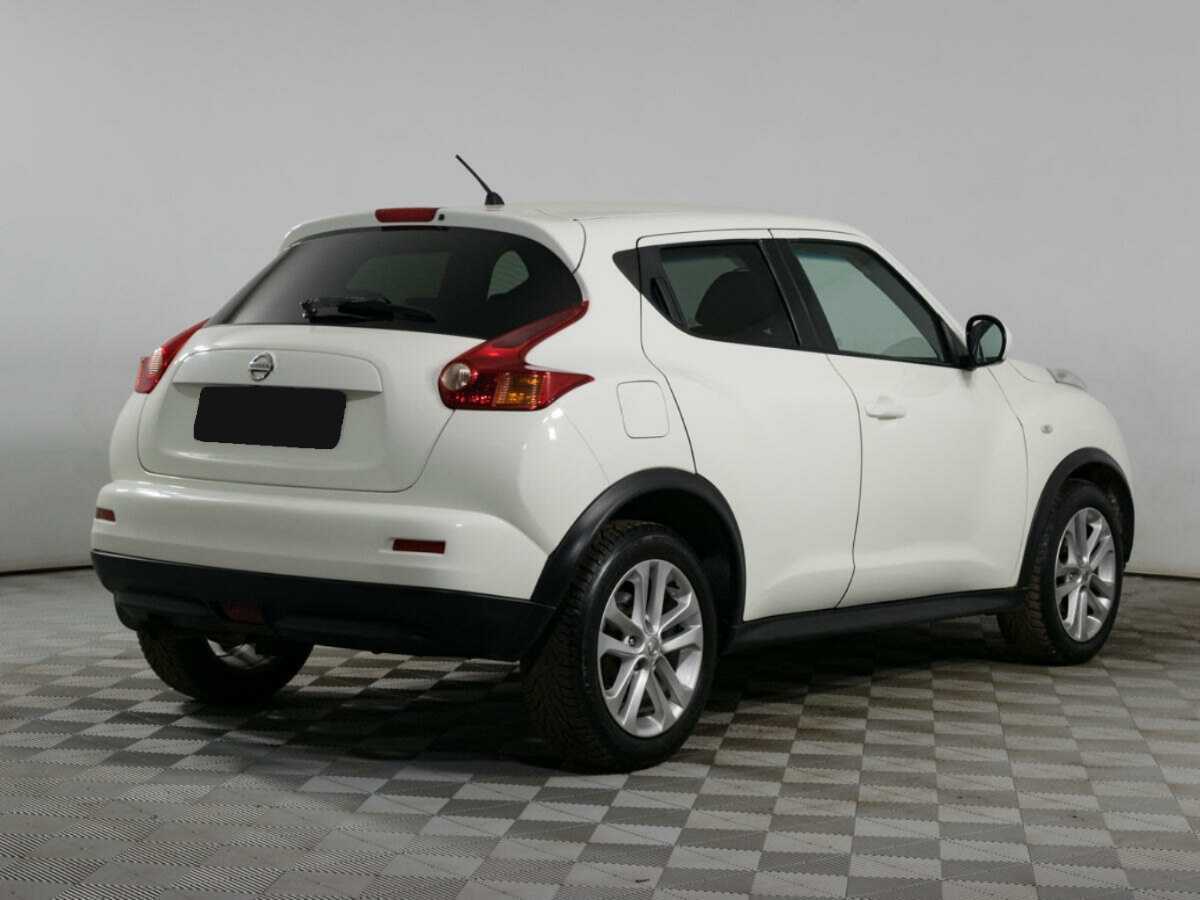 Nissan Juke с пробегом — 2012 год. Фото: #3