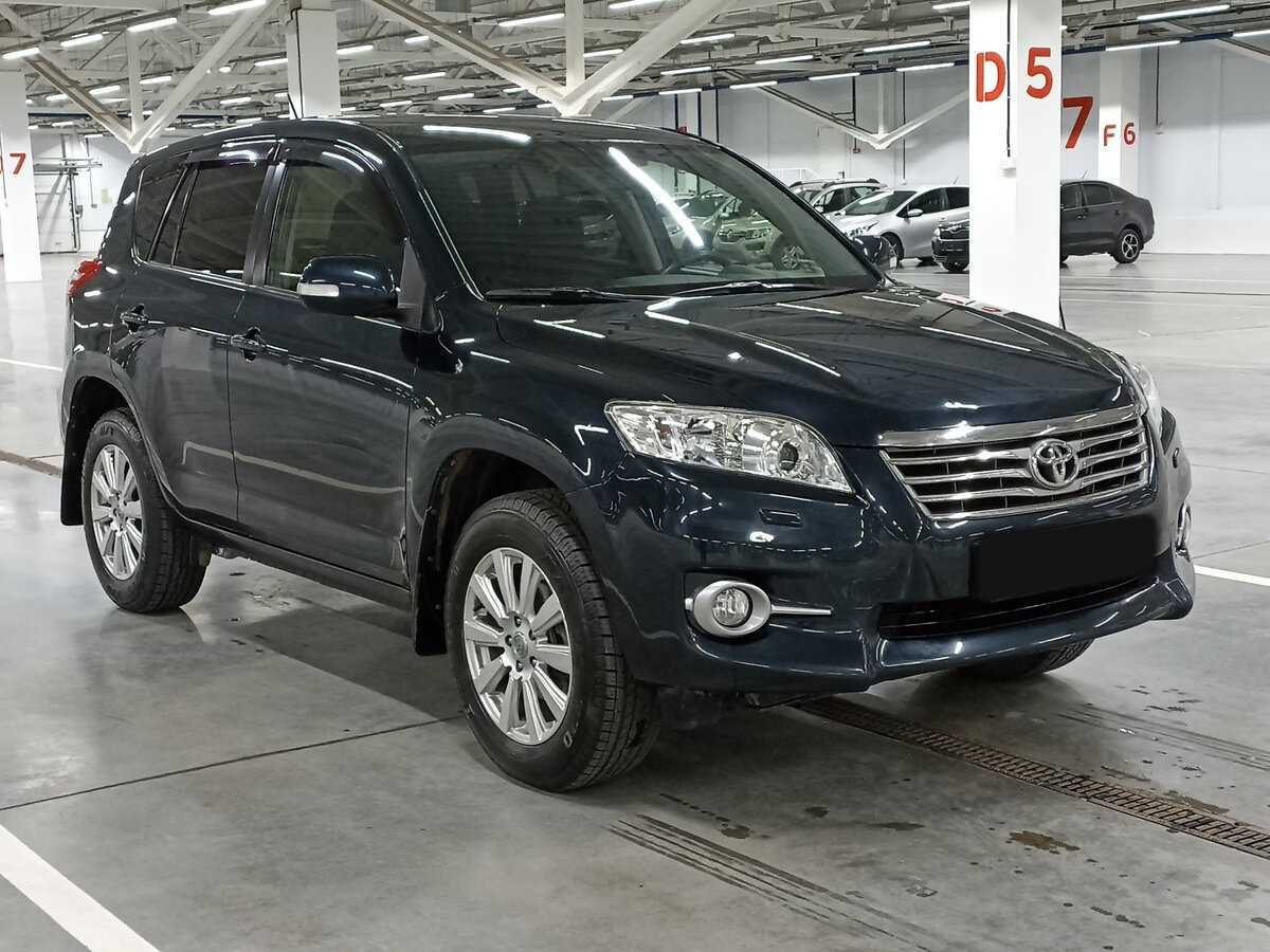 Toyota RAV4 с пробегом — 2012 год. Фото: #2