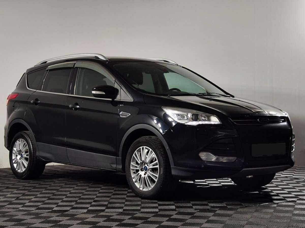 Ford Kuga с пробегом — 2015 год. Фото: #1