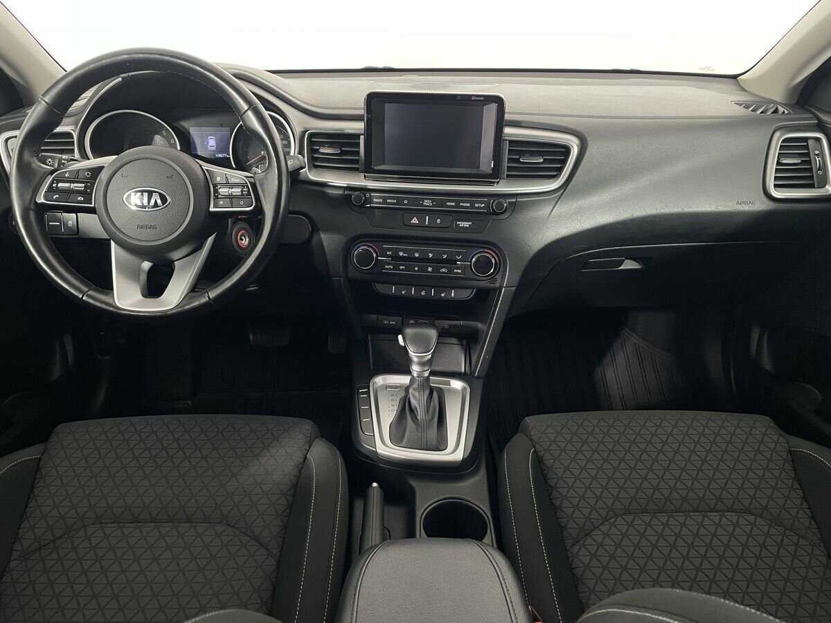 Kia Ceed с пробегом — 2018 год. Фото: #6