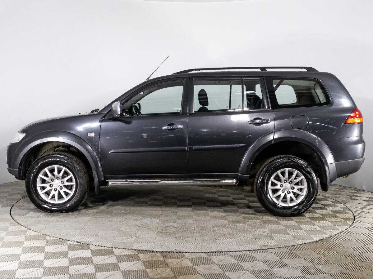 Mitsubishi Pajero Sport с пробегом — 2012 год. Фото: #7