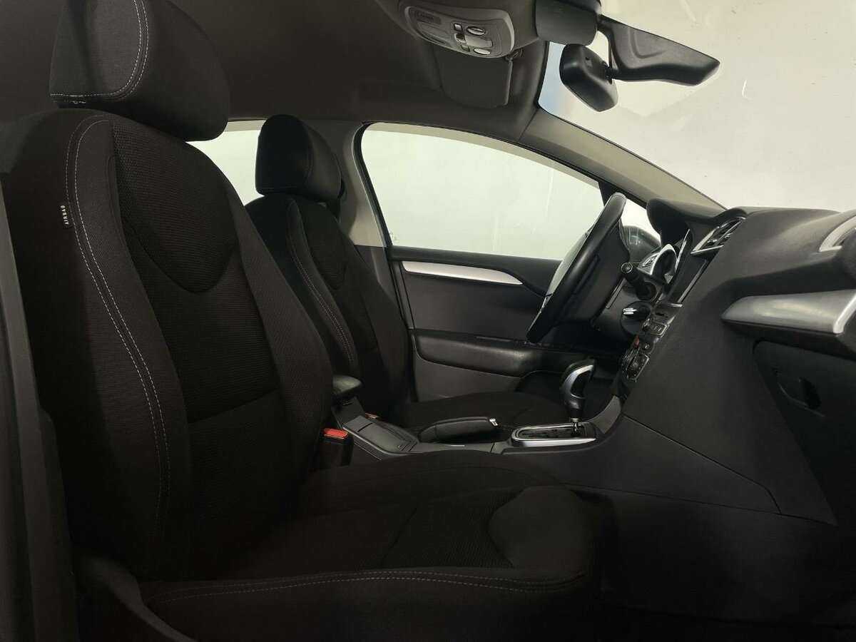 Citroen C4 с пробегом — 2015 год. Фото: #12