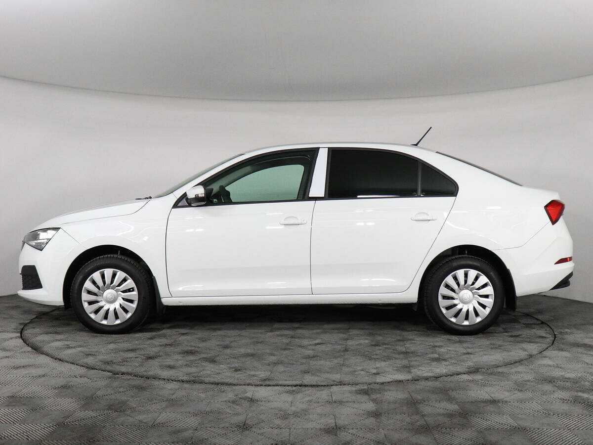Skoda Rapid с пробегом — 2021 год. Фото: #7
