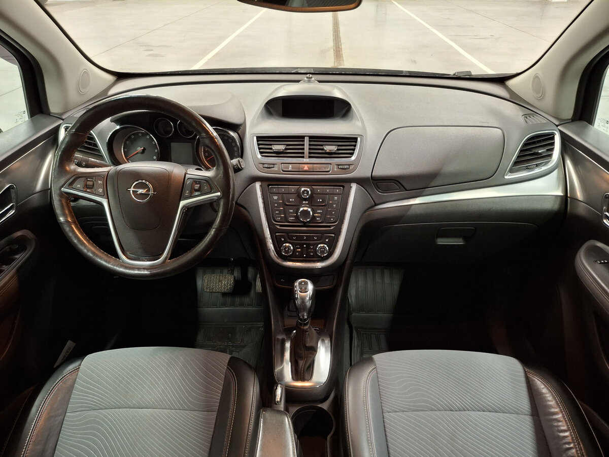 Opel Mokka с пробегом — 2013 год. Фото: #13
