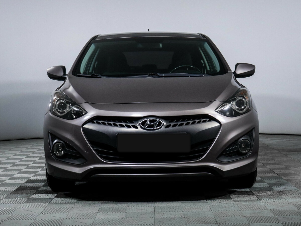 Hyundai i30 с пробегом — 2014 год. Фото: #1