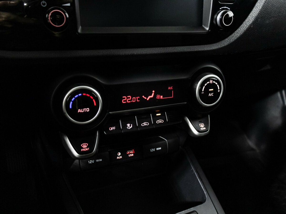 Kia Rio с пробегом — 2018 год. Фото: #13
