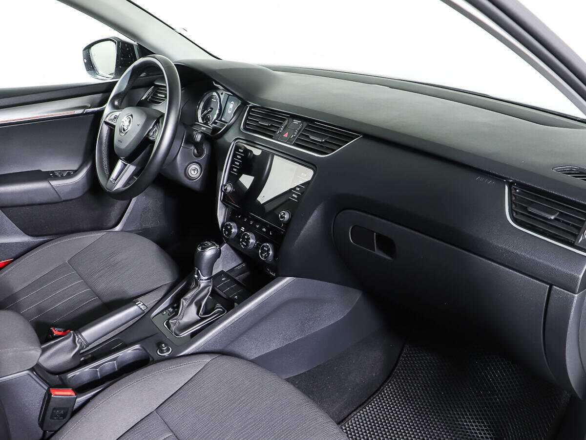 Skoda Octavia с пробегом — 2018 год. Фото: #10