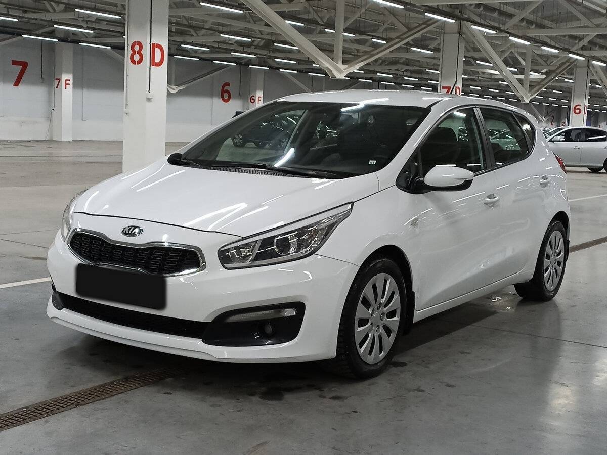 Kia Ceed с пробегом — 2015 год. Посмотреть фото