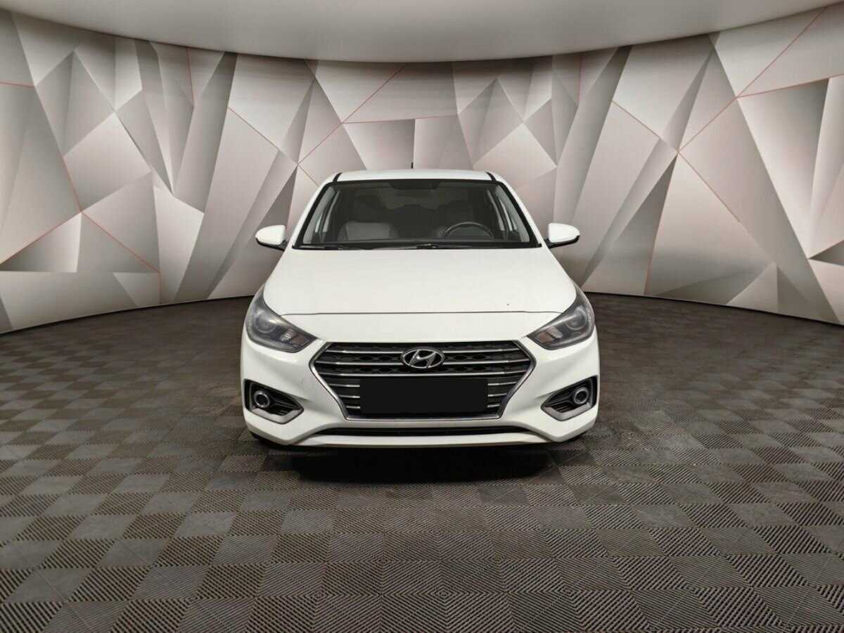 Hyundai Solaris с пробегом — 2017 год. Фото: #6