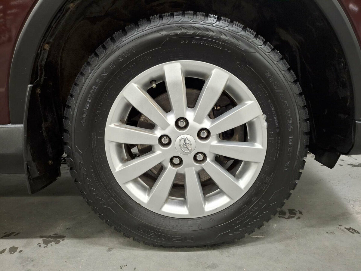 Toyota RAV4 с пробегом — 2016 год. Фото: #15