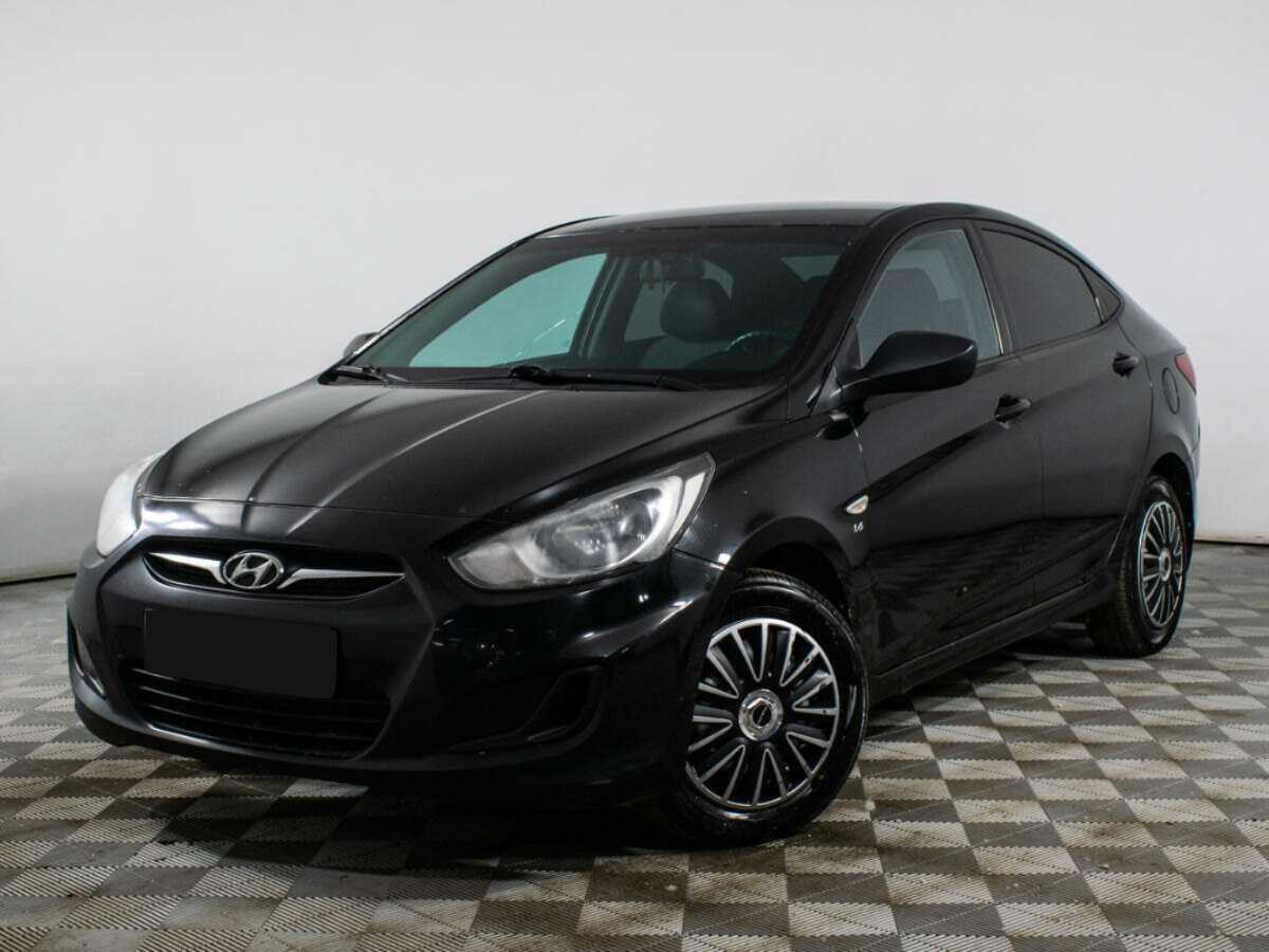 Hyundai Solaris с пробегом — 2013 год. Посмотреть фото