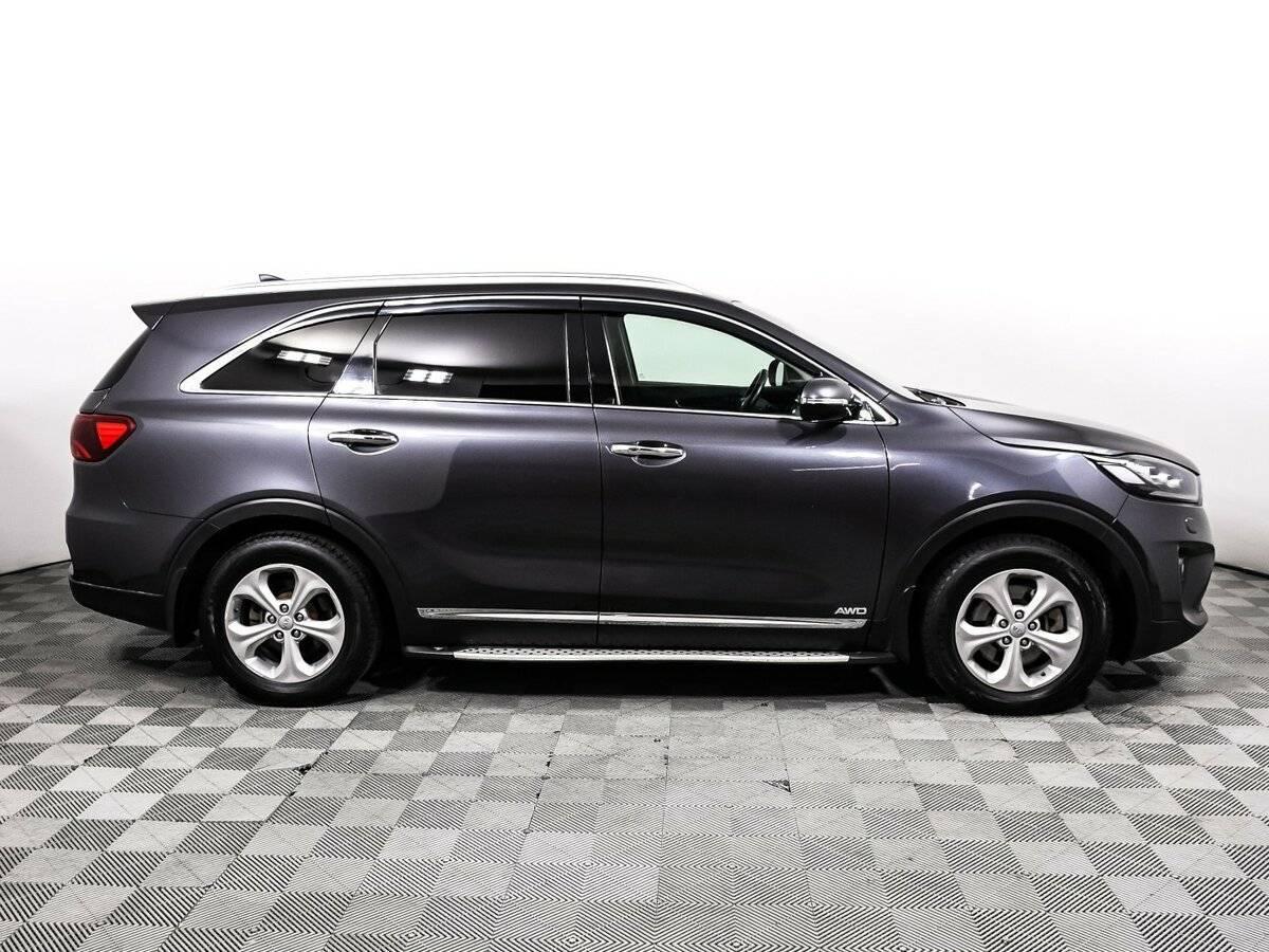 Kia Sorento с пробегом — 2019 год. Фото: #3