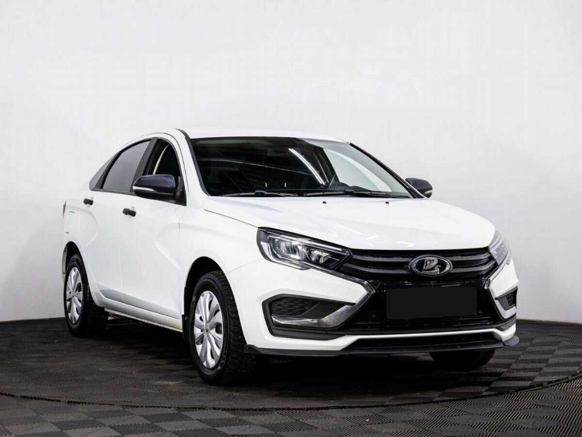 Lada (ВАЗ) Vesta с пробегом — 2023 год. Фото: #2