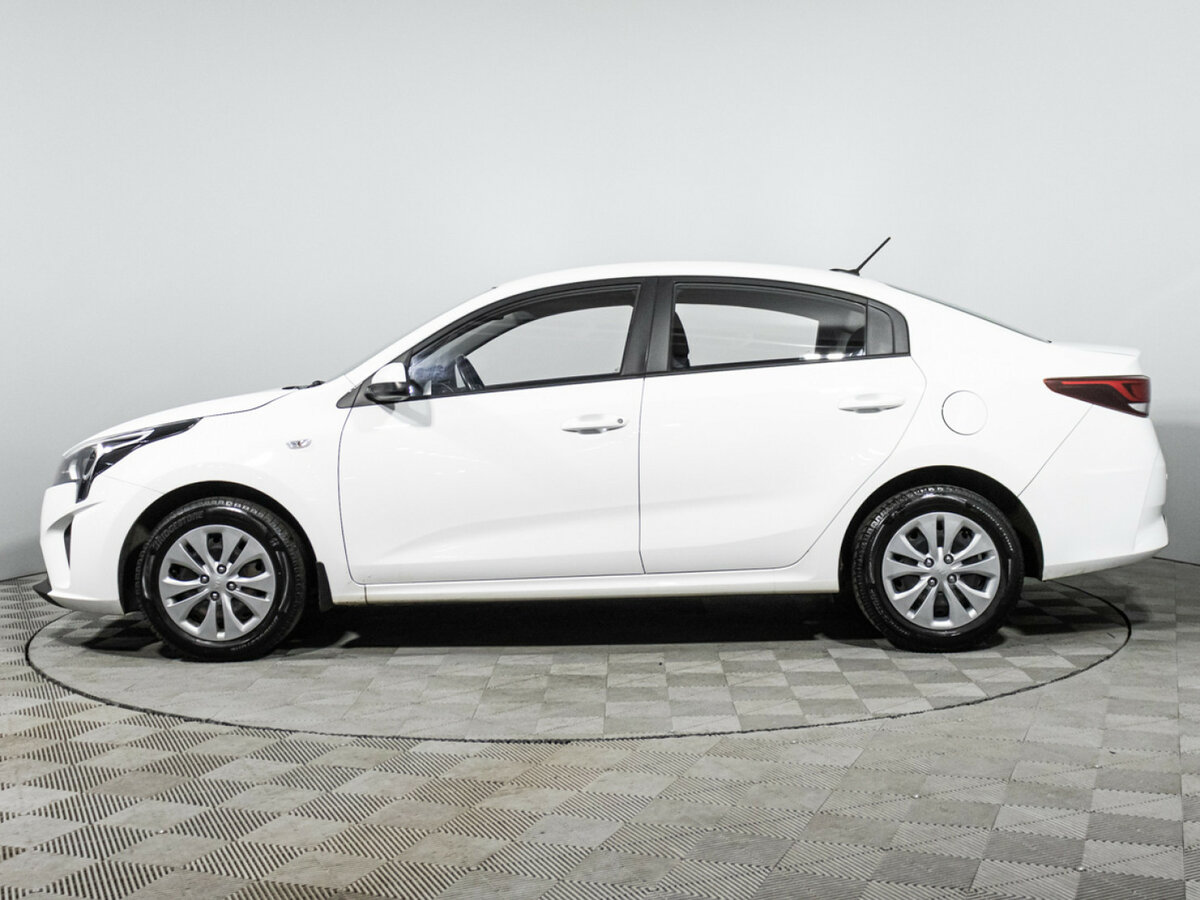 Kia Rio с пробегом — 2021 год. Фото: #7
