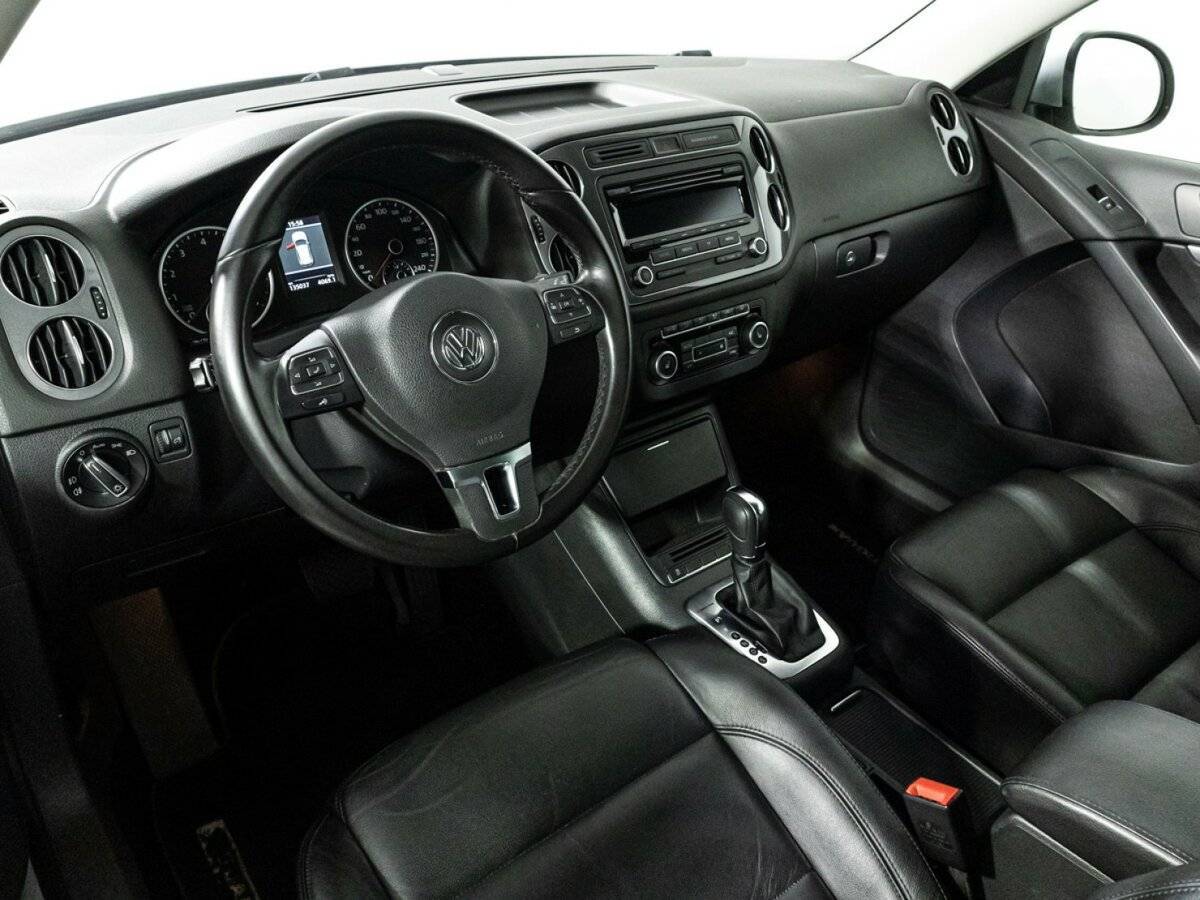Volkswagen Tiguan с пробегом — 2012 год. Фото: #10