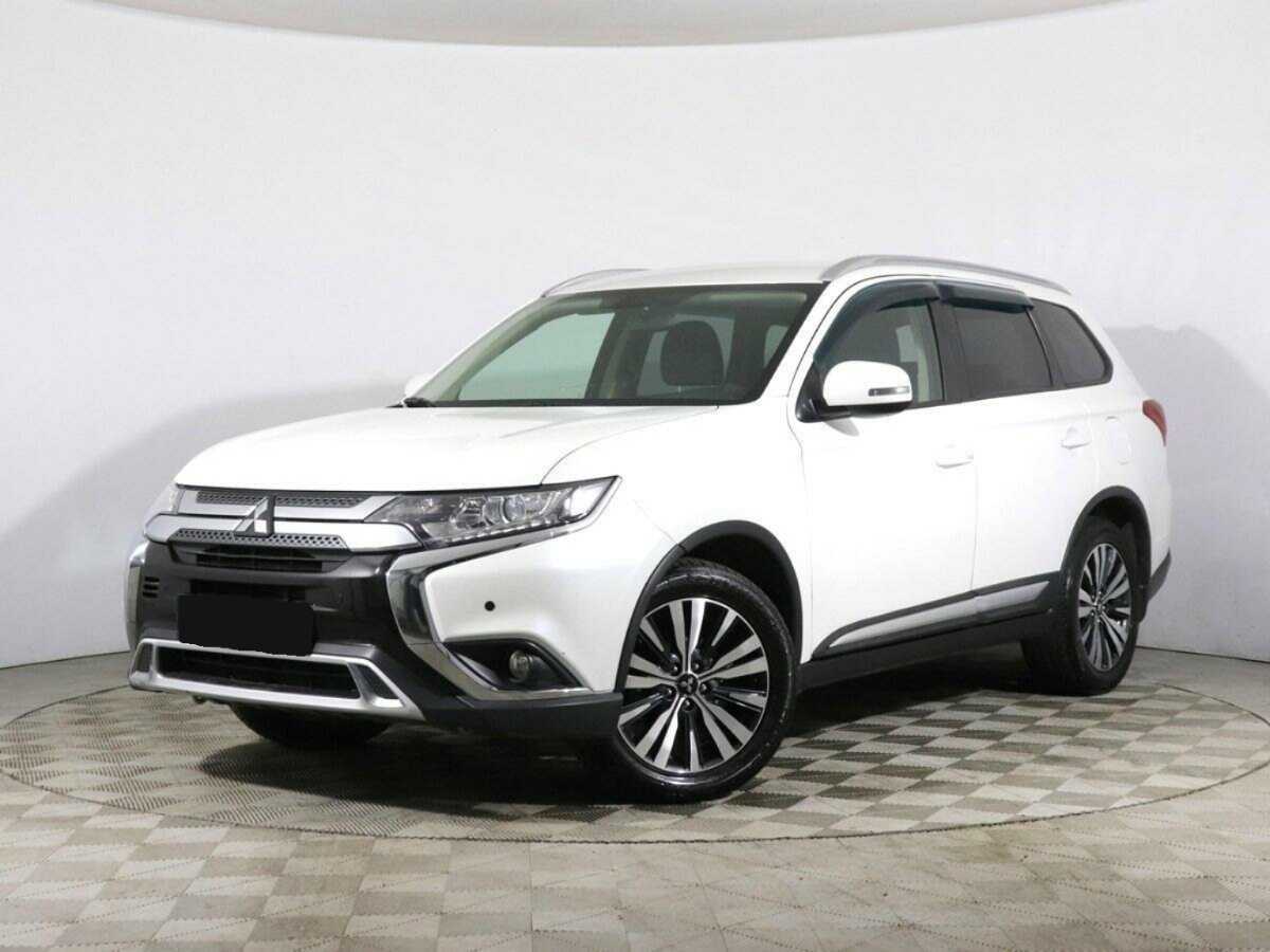 Mitsubishi Outlander с пробегом — 2019 год. Фото: #0