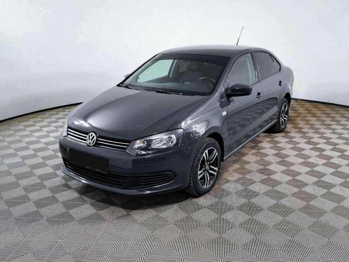 Volkswagen Polo с пробегом — 2012 год. Фото: #18