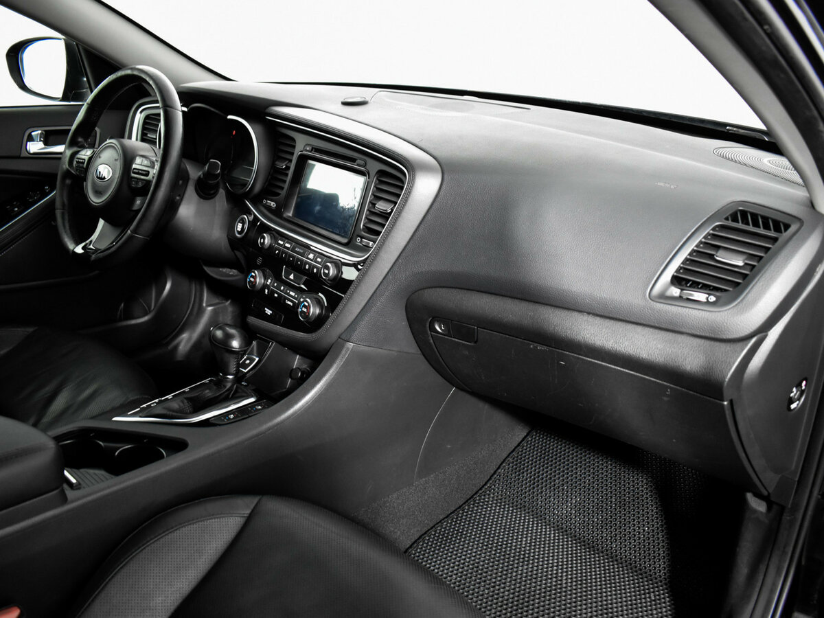 Kia Optima с пробегом — 2015 год. Фото: #11