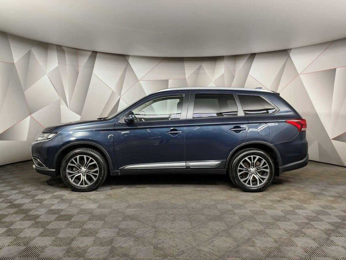 Mitsubishi Outlander с пробегом — 2018 год. Фото: #4