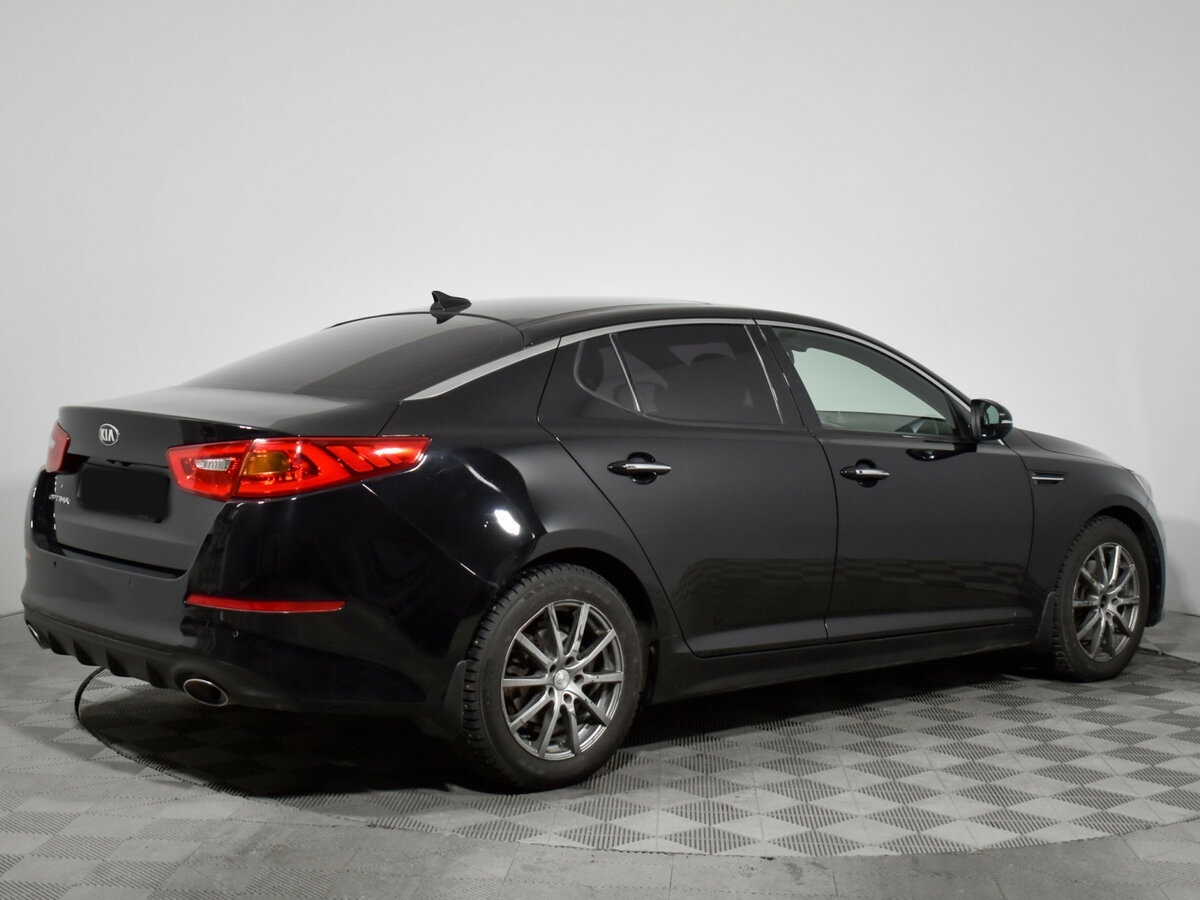 Kia Optima с пробегом — 2015 год. Фото: #3