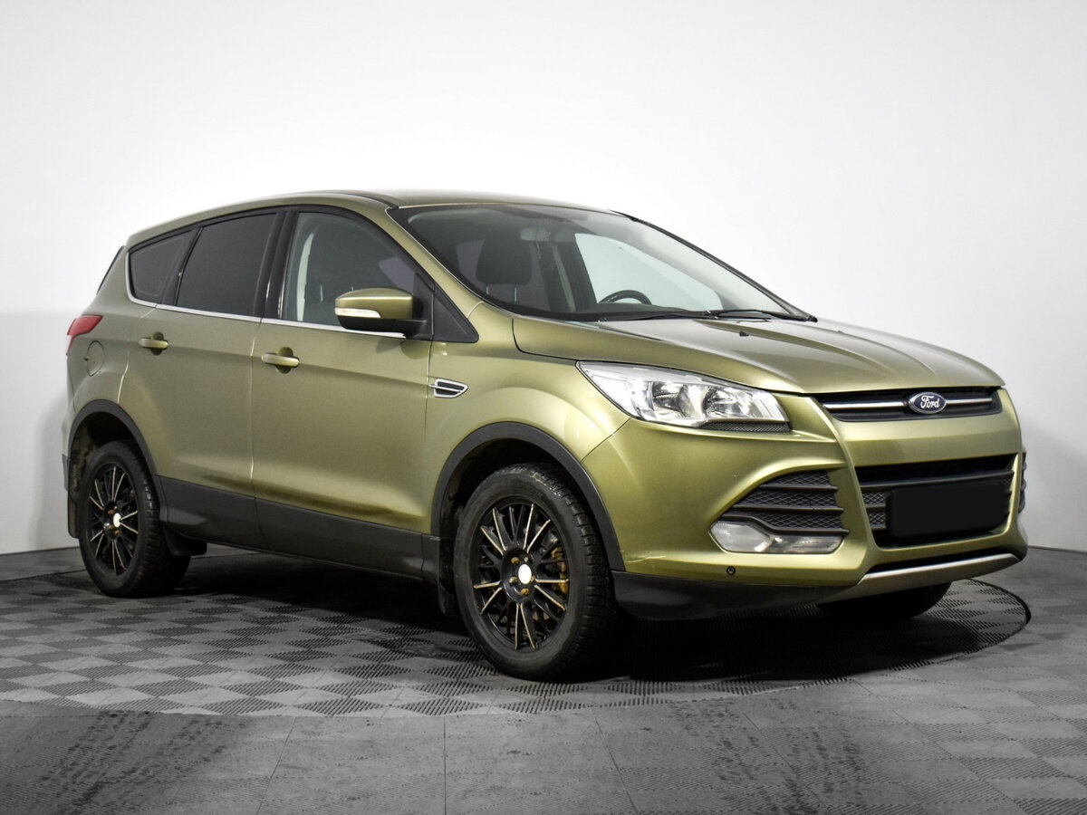 Ford Kuga с пробегом — 2014 год. Фото: #2
