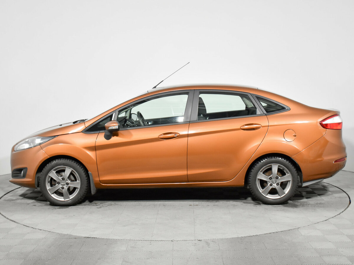 Ford Fiesta с пробегом — 2016 год. Фото: #7