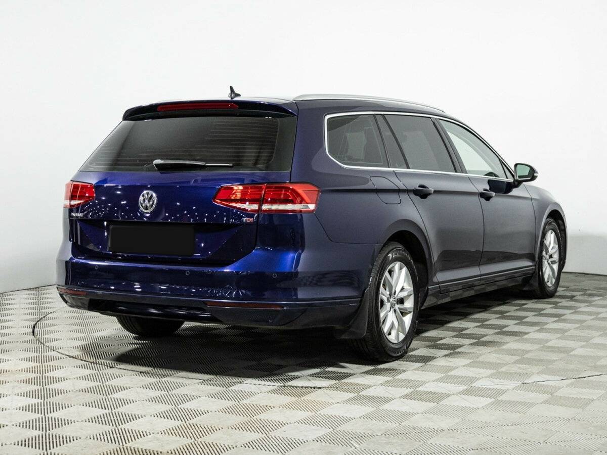 Volkswagen Passat с пробегом — 2017 год. Фото: #3