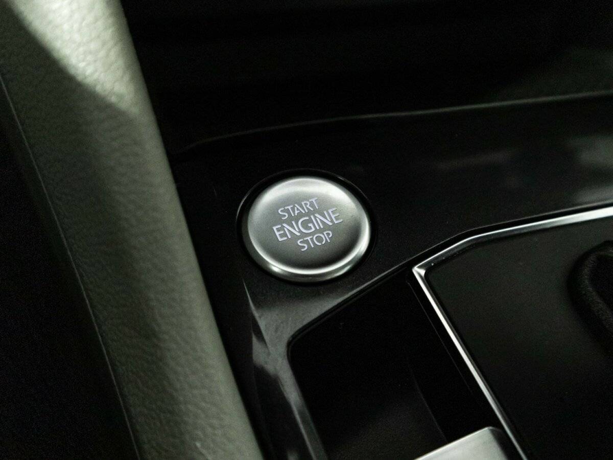 Volkswagen Tiguan с пробегом — 2018 год. Фото: #16