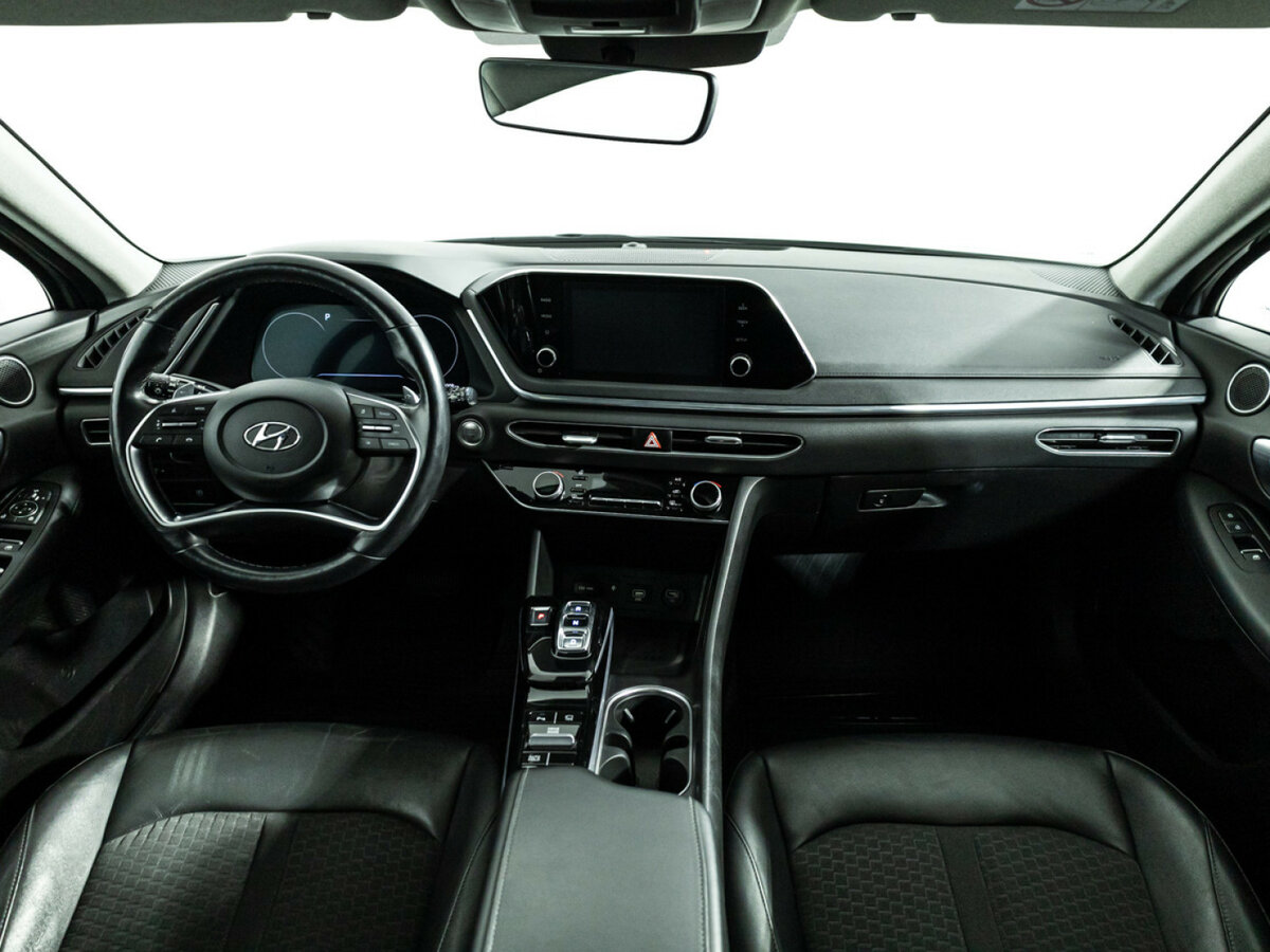 Hyundai Sonata с пробегом — 2019 год. Фото: #10