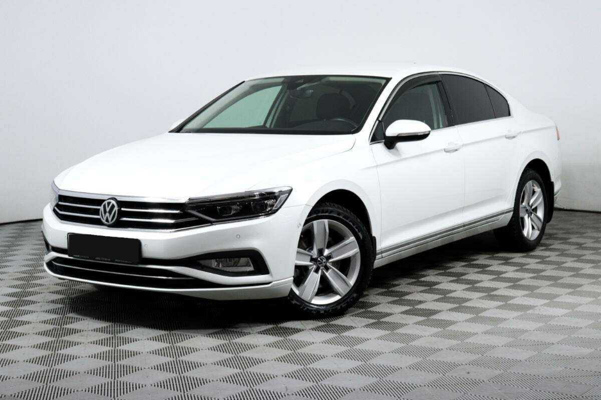 Volkswagen Passat с пробегом — 2020 год. Фото: #0