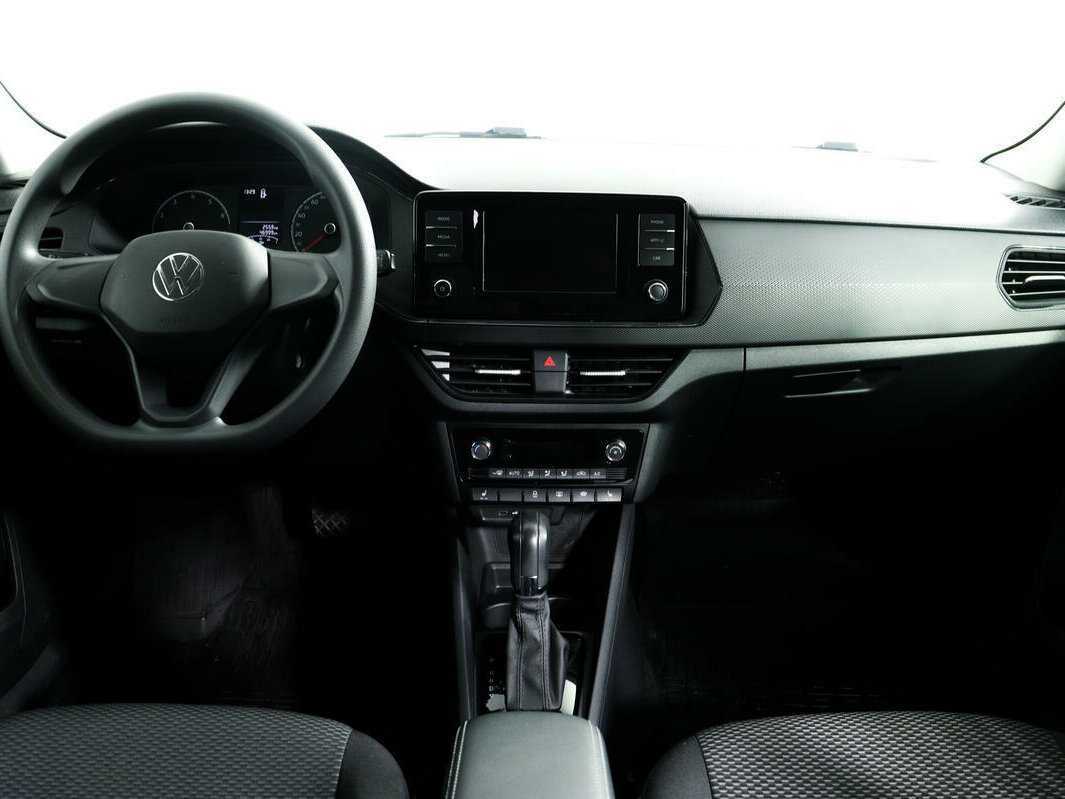 Volkswagen Polo с пробегом — 2020 год. Фото: #10