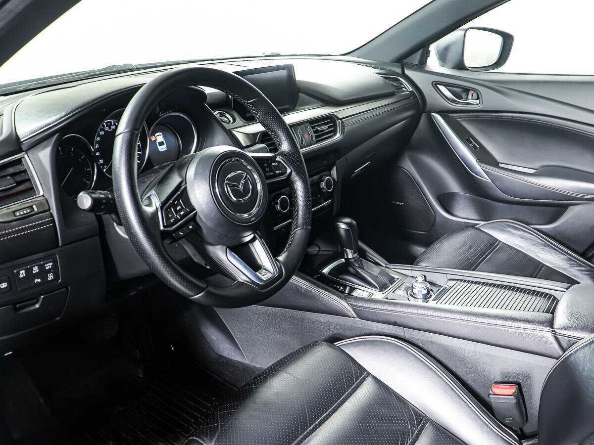 Mazda 6 с пробегом — 2016 год. Фото: #14