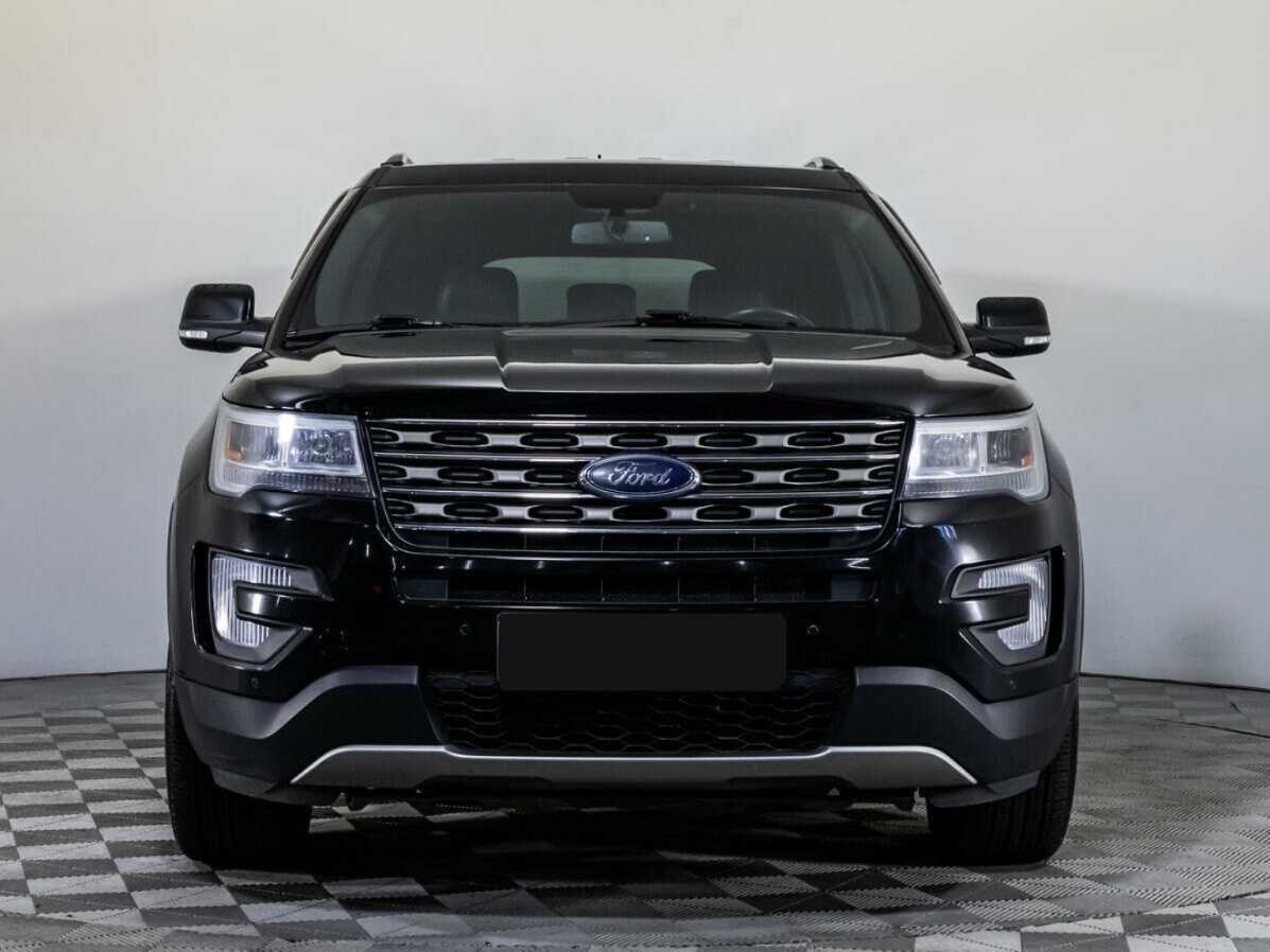 Ford Explorer с пробегом — 2017 год. Фото: #1