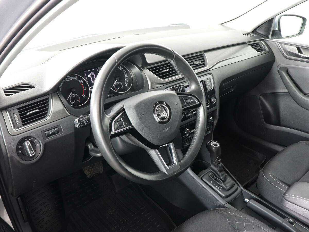 Skoda Rapid с пробегом — 2019 год. Фото: #7