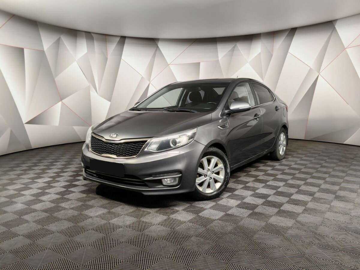Kia Rio с пробегом — 2015 год. Фото: #0