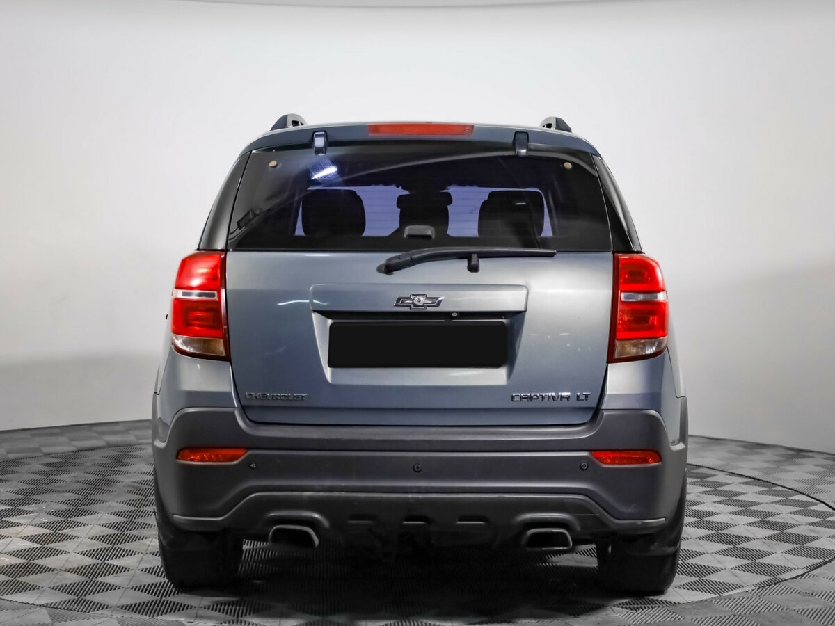 Chevrolet Captiva с пробегом — 2013 год. Фото: #3