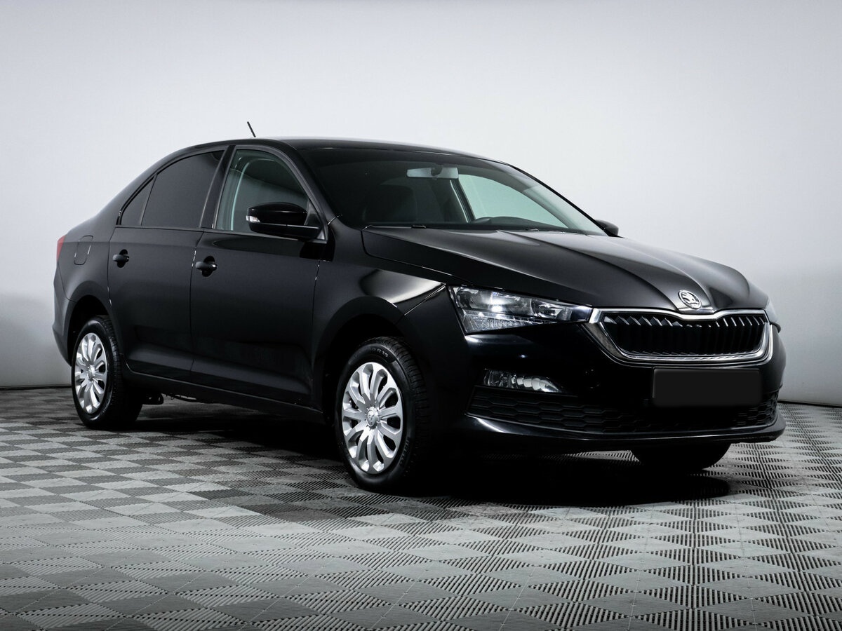 Skoda Rapid с пробегом — 2021 год. Фото: #2