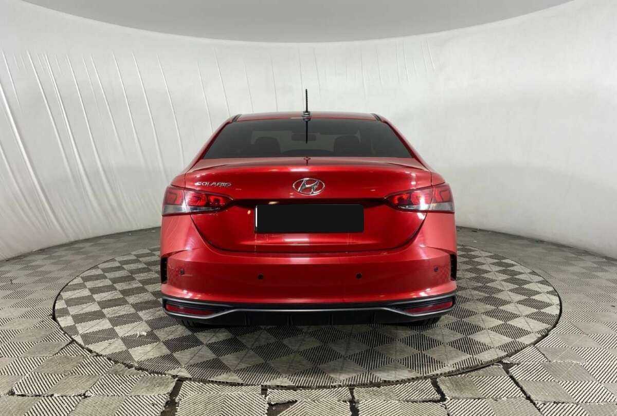 Hyundai Solaris с пробегом — 2021 год. Фото: #5
