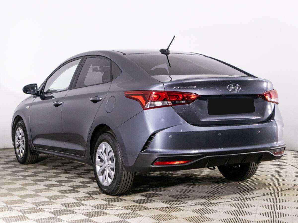 Hyundai Solaris с пробегом — 2021 год. Фото: #6