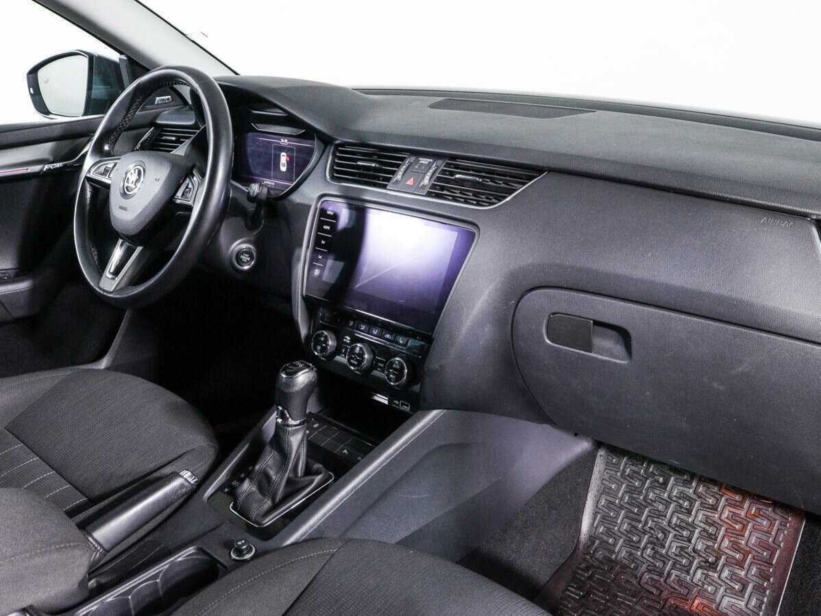 Skoda Octavia с пробегом — 2019 год. Фото: #6