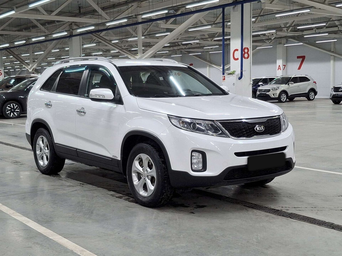 Kia Sorento с пробегом — 2017 год. Фото: #2