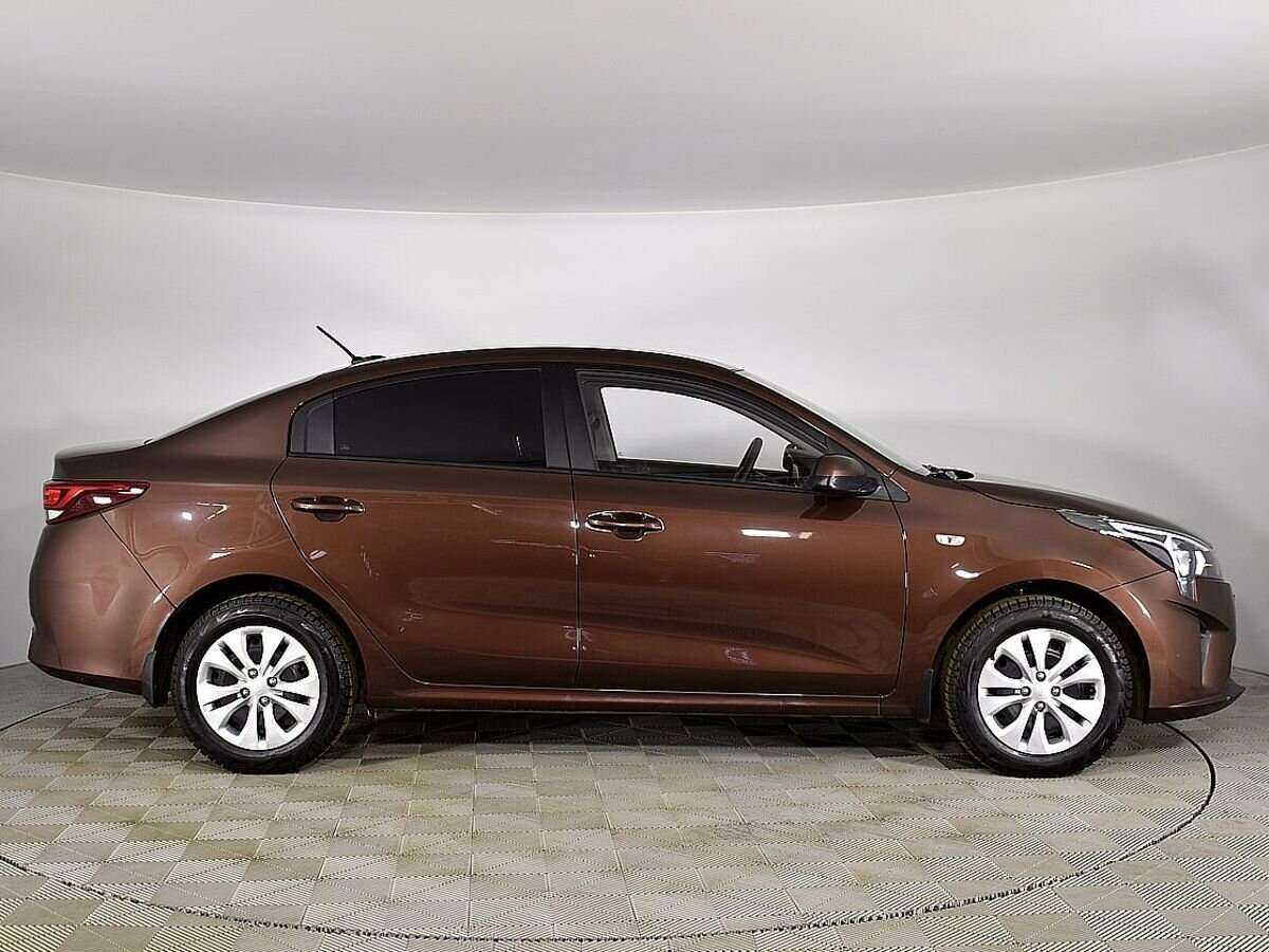 Kia Rio с пробегом — 2022 год. Фото: #4