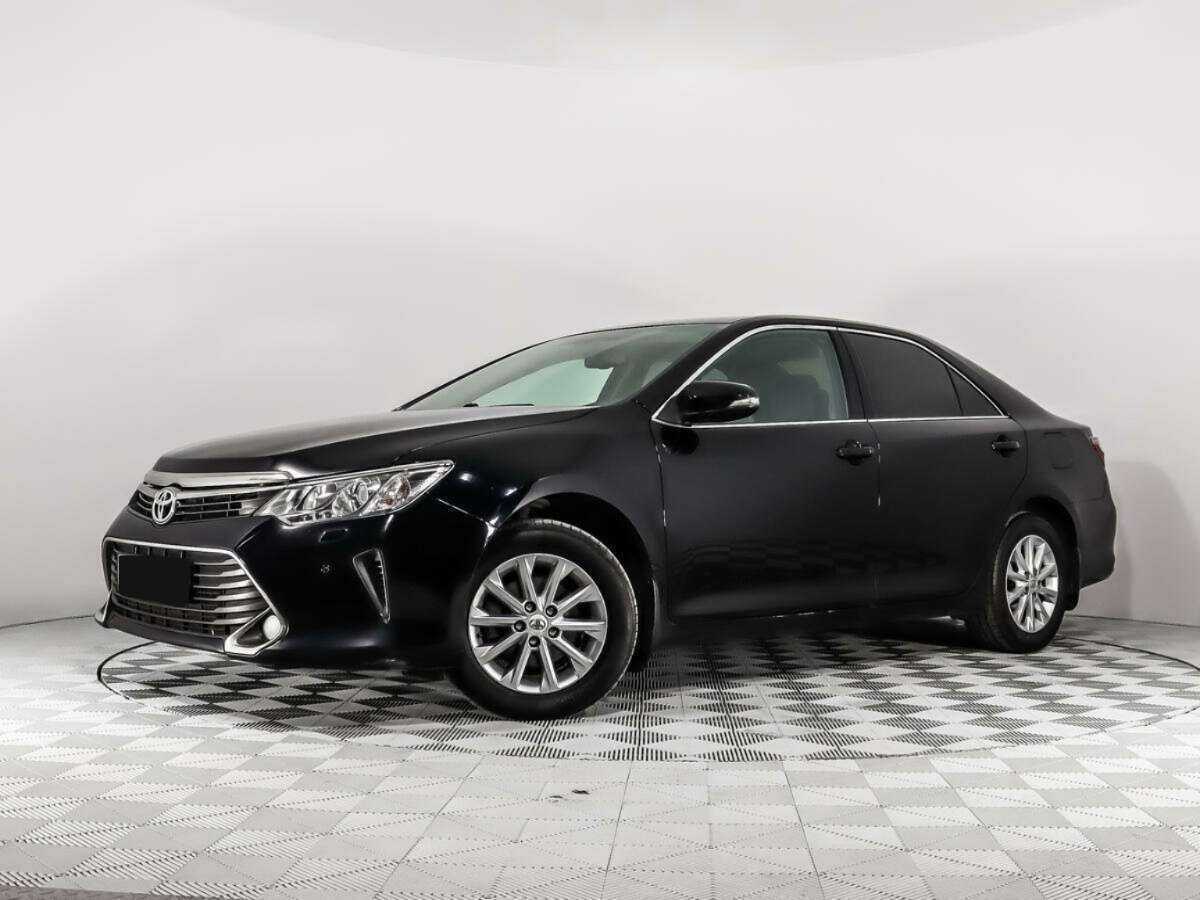 Toyota Camry с пробегом — 2016 год. Фото: #0