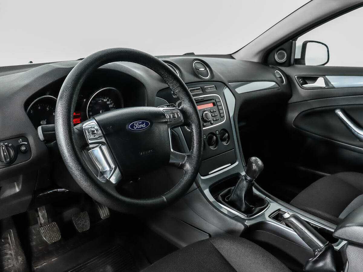 Ford Mondeo с пробегом — 2014 год. Фото: #8
