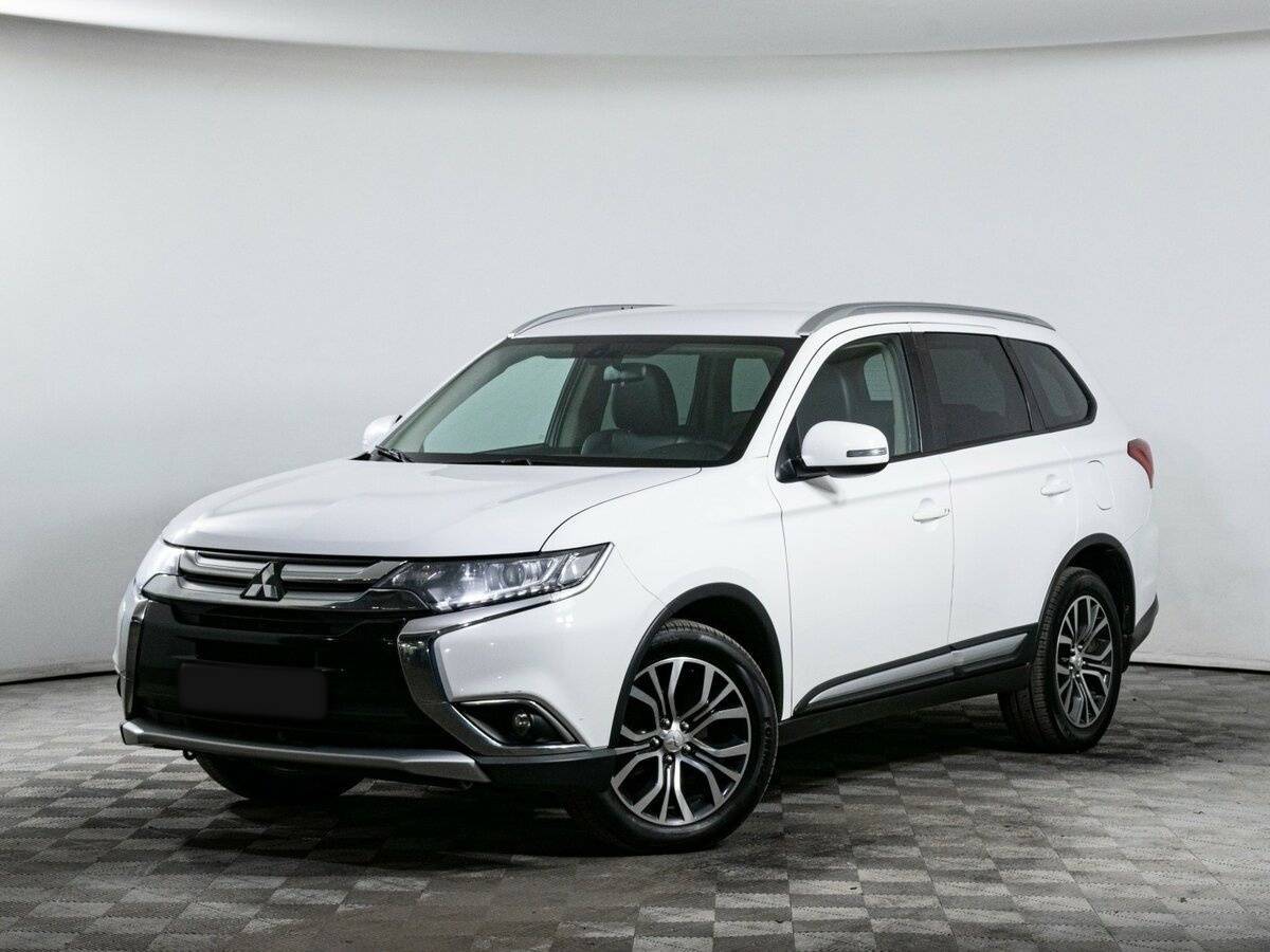 Mitsubishi Outlander с пробегом — 2018 год. Посмотреть фото