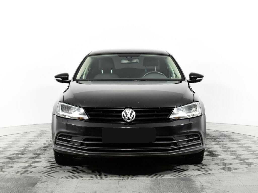 Volkswagen Jetta с пробегом — 2015 год. Фото: #1