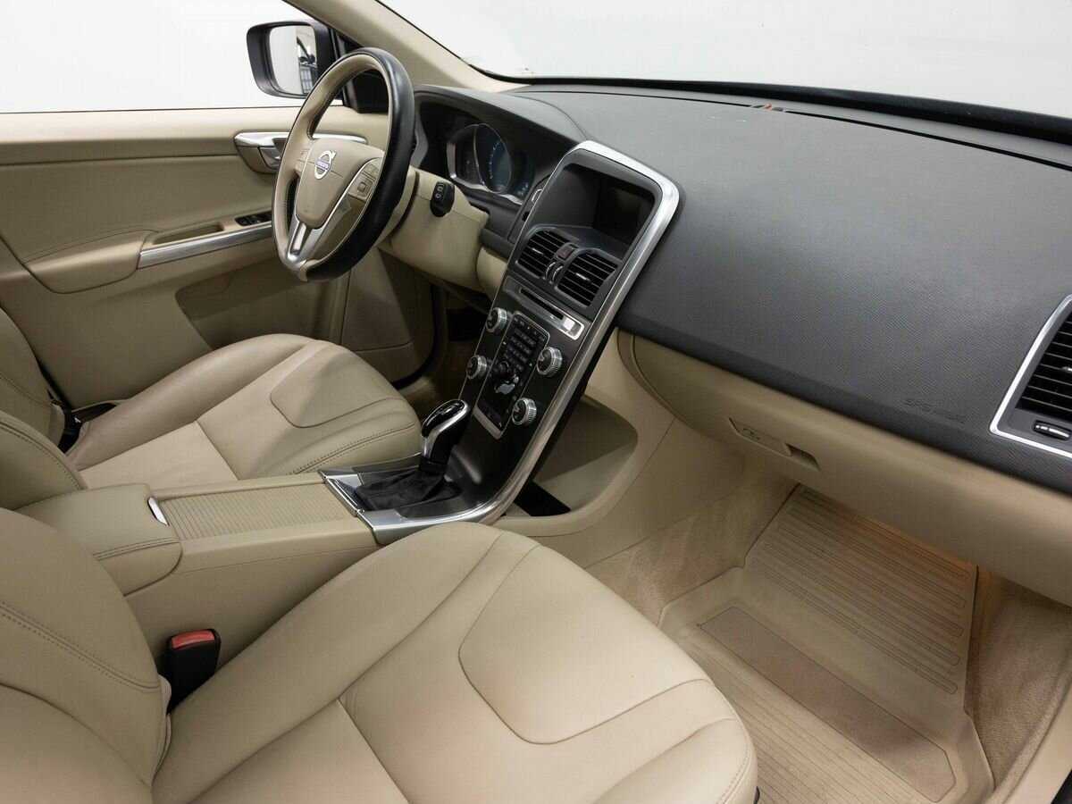 Volvo XC60 с пробегом — 2014 год. Фото: #12
