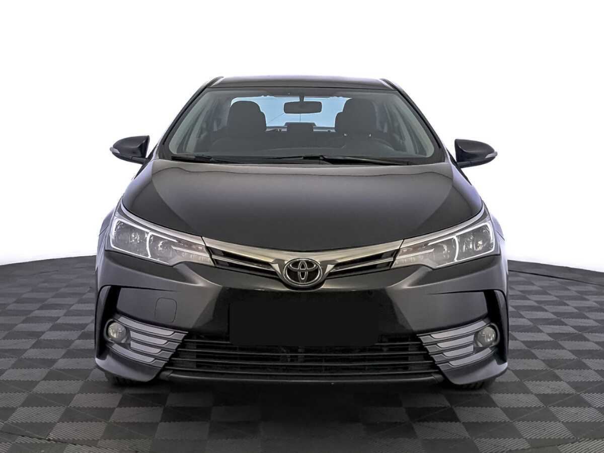 Toyota Corolla с пробегом — 2017 год. Фото: #1